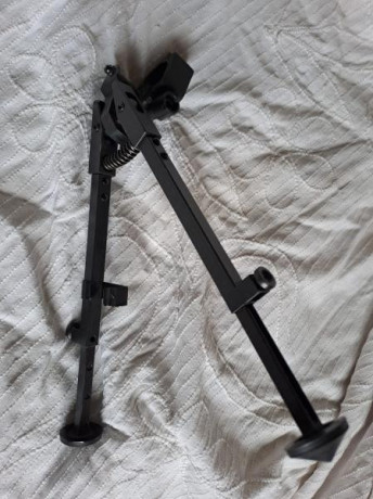 Bípode telescópico S-101 ruso auténtico de alta resistencia (no copia china o de air-soft) con un cuerpo 02
