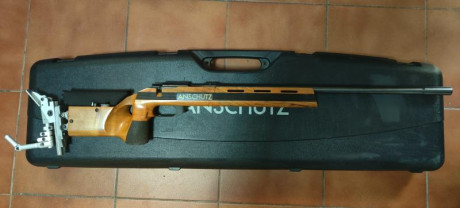 VENDIDA carabina Anschutz 1907 (22lr). Incluye rabera, maletín de transporte original, tope de mano, dos 02