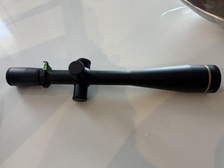 Vendo visor Leupold 40x45 , de reestreno, sin ninguna marca. Perfecto funcionamiento. No tiene caja, pero 10