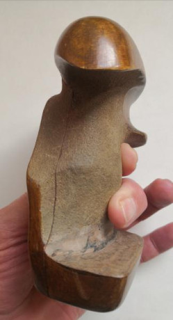 Buenas tardes a todos. Vendo esta cacha anatómica para Colt Python. Realizada por un conocido artesano 21