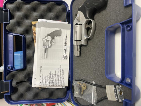 Se vende revólver bodyguard airweight usado como arma particular guiada en A. El revólver está como nuevo, 02
