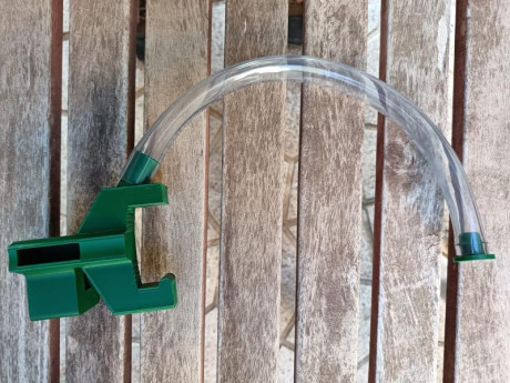 Buenos días, vendo recoge-pistones para prensa RCBS ROCK CHUCKER, es para el modelo moderno. Pido 40 euros. 01