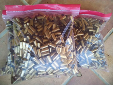 Hola.
Vendo vainas 38 Supercomp, despistonadas y limpias
A 0,10 € cada una
Tengo unas 3000 00
