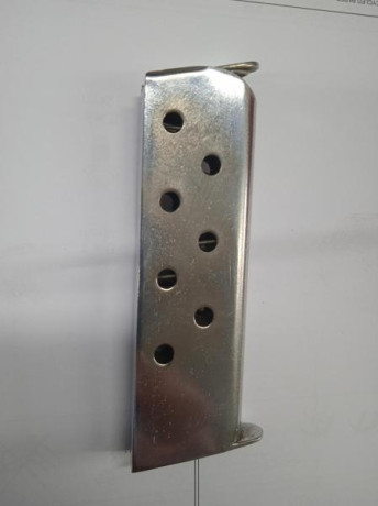 Buenas noches, busco este cargador para una pistola Vesta 1912 calibre 7,65
Adjunto fotografías con las 30