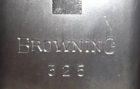 Escopeta Browning 325, 70 ctms. de cañon, con 6 chokes, perfecta de metales, ajustes y mecánica, muy buen 00