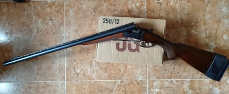 Vendo escopeta aya matador III, cañones 66 cm, 4 y 3 estrellas, especial para conejo, gatillo único selectivo, 00