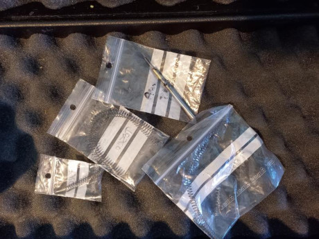 Buenos días
Vendo muy barata pistola Tesro TS22-2, en muy buen estado, cacha talla M. Tiene el contrapeso 50