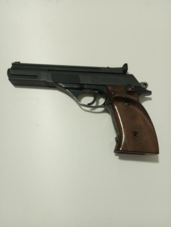 Vendo Astra TS-22 cal.22Lr en perfectas condiciones con dos cargadores, 01