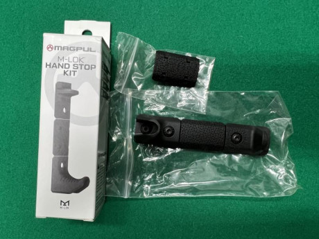 Se vende HAND STOP KIT m-LOK    Original Magpul

25€ mas portes 

Esta en Barcelona 01