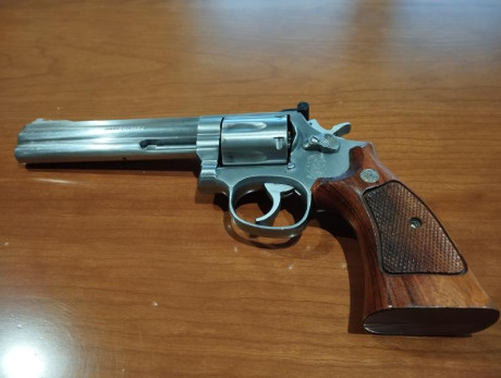 Vendo 686 S&W de 6", perfecto estado.
Se puede probar en Albacete.
750€ puesto en destino en 01