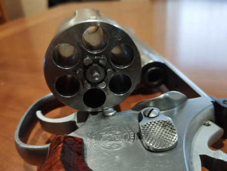 Vendo 686 S&W de 6", perfecto estado.
Se puede probar en Albacete.
750€ puesto en destino en 11