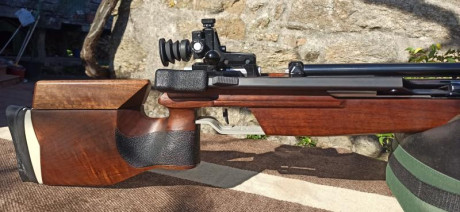 Vendo carabina SSP (Single Stroke Pneumatic), con disparo sin vibración ni retroceso alguno, calibre 4,5, 01