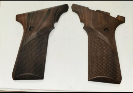 Se venden cachas originales y nuevas de madera para Browning Buck Mark.
Precio : 98€ , portes incluidos 02