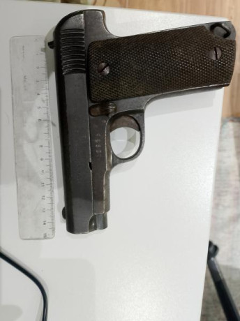 Vendo pistola Aldazabal Leturiondo, copia de la pistola Ruby cal 7,65. Tiene los marcajes de la estrella 31