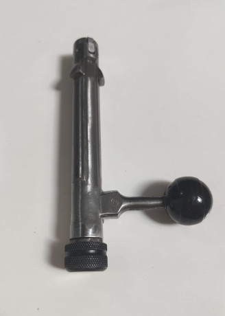 Vendo fusil Izhmash Record-1-308 (calibre .308w). Se incluyen los siguientes accesorios originales: maletín 00
