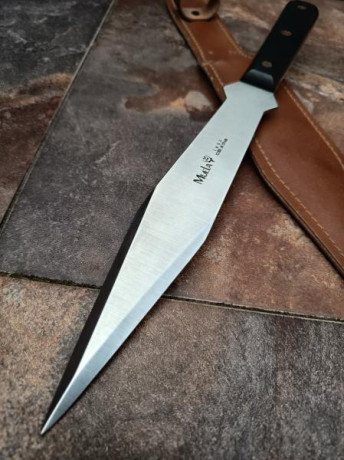 Hola, pongo a la venta varias piezas de mi colección, portes aparte

Muela Colibrí mango de madera   (vendido) 01