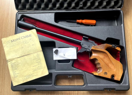 PISTOLA LIBRE MORINI CM84E
Mecanismo electrónico de disparador que proporciona un tiempo mínimo de liberación 20