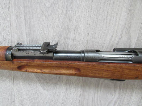 Vendo fusil histórico Schmidt-Rubin modelo G-11 en su calibre 7,5 x 55 suizo.
Fabricado en Berna, Junio 00