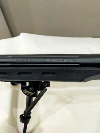Hola vendo rifle varmint Remington 308 cañón acanalado de 66 cm de acero carbono con disparado un saludo 01