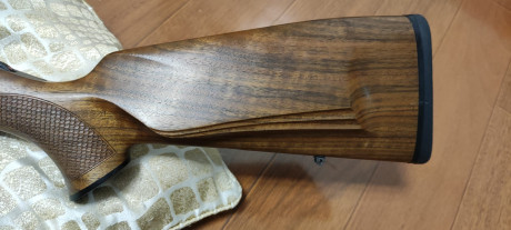 Un amigo vende un Mannlicher en calibre 30.06 modelo CLII Light . No ha tirado ni una caja de balas impoluto. 00