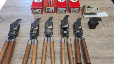 Vendo turquesas de la marca lee solo quedan 2
- Lee 429-200-RF de 2 cavidades para calibre 44-40 precio 00