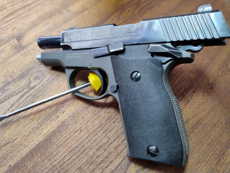 Vendo pistola Astra A75L en estado IM-PRE-SIO-NAN-TE. Pavones como recién salida de fábrica, revisada 01