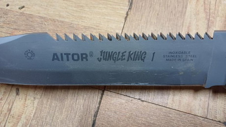 Hola pongo a la venta mi pequeña colección de filos de la prestigiosa marca Aitor.
Son los siguientes...
Aitor 21
