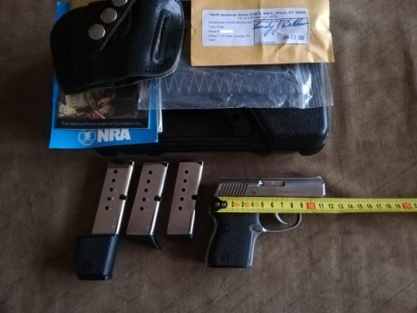 Se vende una pequeña gran pistola marca NAA modelo Guardian, calibre 9 mm corto. Un solo dueño.
Arma de 01
