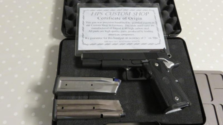 Vendo mi pistola STI 2011 customizada por HPS en Alemania dando como resultado una pistola del 9mm de 32