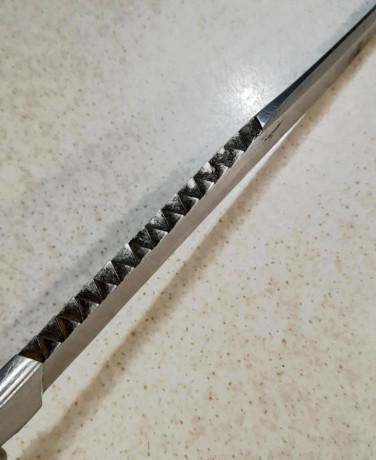 Estado muy bueno, sin marcajes, pomo de baquelita simulando asta de ciervo, sin oxido aparente... procedencia 01
