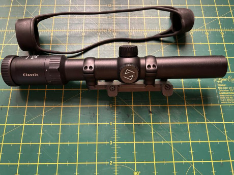 Vendo visor batida ZEISS DIAVARI 1,1-4x24 retícula 4A, las monturas no están incluídas,  se encuentra 02