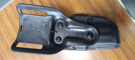 Vendo dos fundas safariland. Una 6377 219 411 nivel 2 para s&w mp9 con muy poco uso y embalaje original. 01