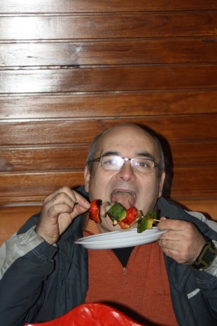 Venga empezar a colgar fotos de la comilona de hoy!!
Un dia fantástico, rodeado de unos MUY BUENOS AMIGOS. 120