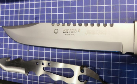 Vendo Aitor Jungle King 1 en perfecto estado sin estrenar. Falta la goma del tirachinas que se ha desintegrado 01