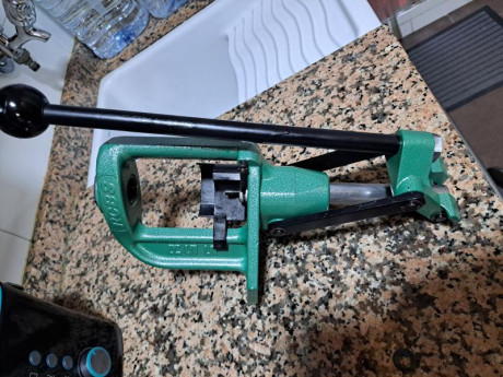 Vendo prensa RCBS monoestacion REOLADER SPECIAL 5,en perfecto estado.
  175€
GASTOS DE ENVIO INCLUIDOS 02