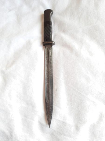 Procedente de la colección de mi amigo enfermo.

Bayoneta para el fusil  K-98 . En buen estado.

En la 11