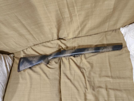 Se vende rifle santa barbara 308 win culata de fibra Thumbhole con gatillo al pelo, cerrojo con perilla 50