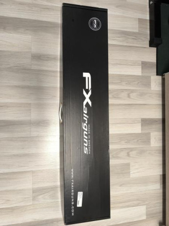 Buenas.

Vendo FX DREAMLINE 4,5 prácticamente esta nueva la vendo por no poderla usar en el sitio donde 12
