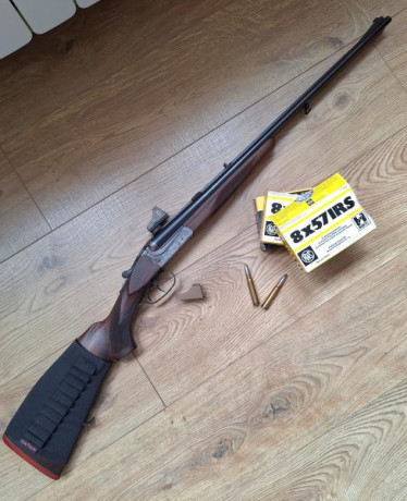 Buenas a todos, Pongo a la venta la siguiente arma:

Rifle express MERKEL calibre 8x57jrs,  lleva bases 02