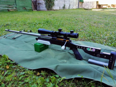 Vendo Fusil BARNARD S06-04L para competir en F-Class largas distancias. El conjunto se compone de lo siguiente.

1) 02