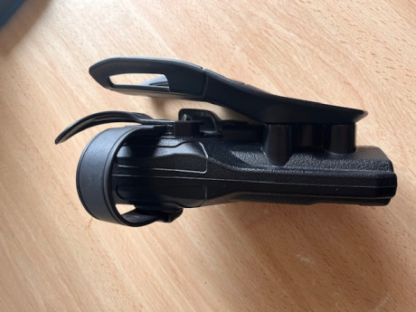 Por cambio de arma corta, vendo funda Radar Xtrem 3 diestra, en estado impecable, para Walther P99. Está 00