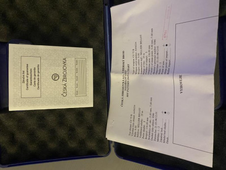 Lo que se ve en fotos. 40 euros más envio
no negociables. 01