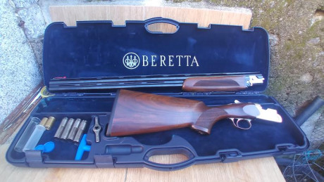 Vendo escopeta superpuesta Beretta SV10 Prevail III Sporting en perfectas condiciones ha tirado como 7 00