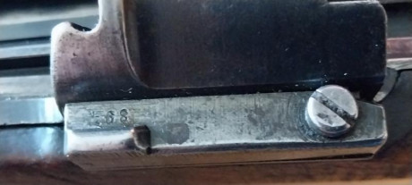 Vendo K98 con pavón original. Todas las piezas están con la misma numeración excepto: el conjunto del 70