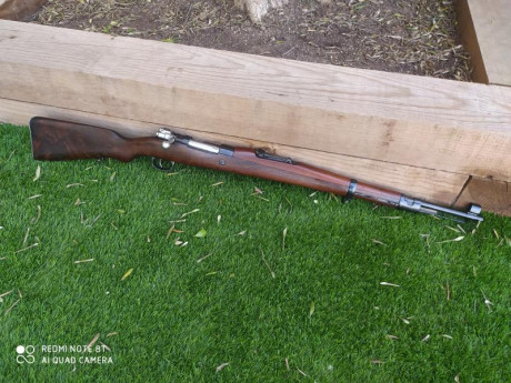  Buenas tardes

Pongo en venta un Mauser Yugoslavo modelo M24/47 en calibre 8X57IS.

Impecable estado 02