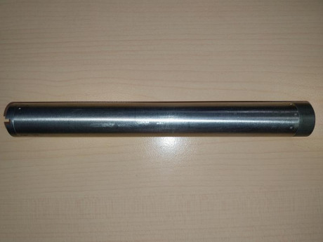 Reductor de retroceso para rifle Blaser R8/R93.
170 mm de largo (450 gramos) con rosca hembra M8 para 00