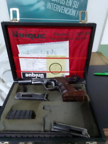 Vendo unique des 69 con cacha de zurdo el muelle recuperador son varios muelles no busque uno por que 01