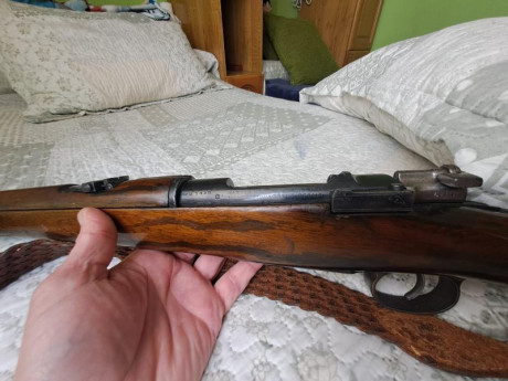 Pongo a la venta rifle Mauser 7x57 de un amigo.

El precio de venta son 350 €, transporte por cuenta del 00