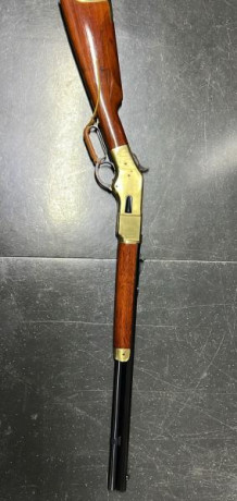 Rifle uberti replica del modelo winchester 1866 caja de latón Calibre 45 longcolt 
Espectacular a estreno 01