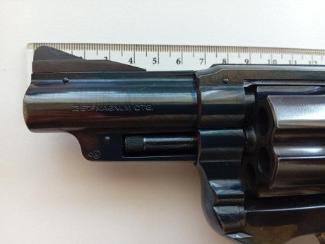 Se vende revólver Astra en 3 pulgadas, calibre 357 Mágnum y tambor de 6 disparos, alza regulable.
Impoluto 10
